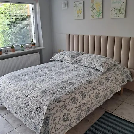 Jednosci Narodowej Apartment