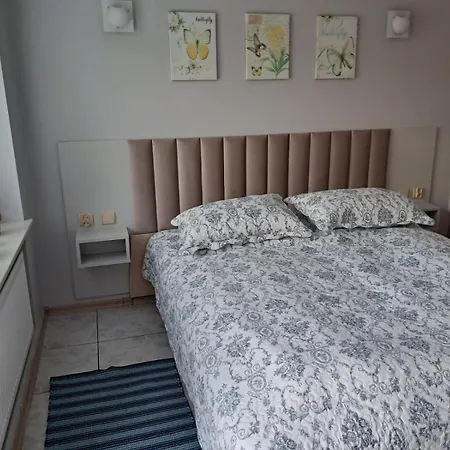 Jednosci Narodowej Lägenhet Kołobrzeg